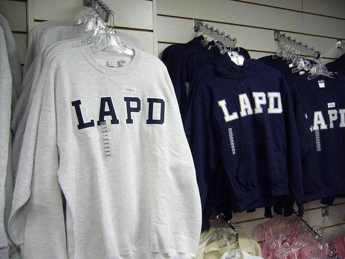 ア。「アメリカ.ロサンゼルス市警察学校 ピンバッジ」。 LAPD警察官