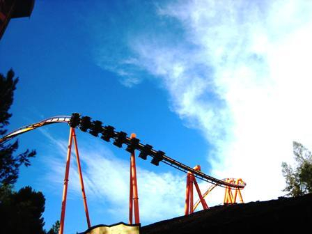 ロサンゼルス観光ブログ : 冬こそ熱い！絶叫系テーマパーク！SixFlags