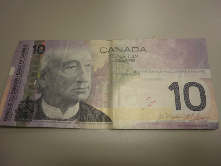 H.I.S.トロント支店  メープルライフ♪