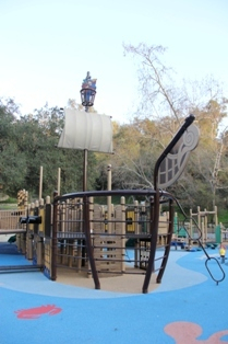 ロサンゼルス観光ブログ : Rose Bowlにあるカッコ良い公園！