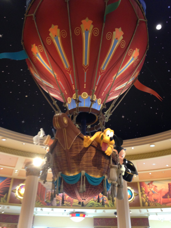 パリ フランス観光ブログ ワールドオブディズニー パリ フランス観光ブログ ワールドオブディズニー