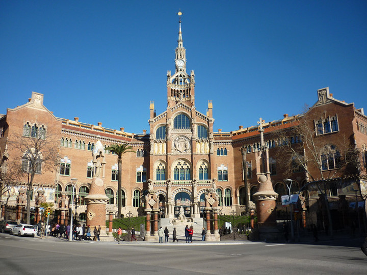 スペイン観光ブログ 病院が世界遺産 サン パウ病院