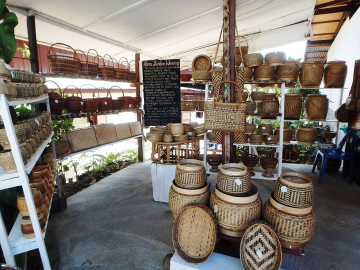 ラオス 置物 Amazon.co.jp: Zxyan 置物 装飾 ラオスHuanghualiウッド