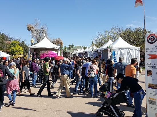 ラスベガス観光ブログ ラスベガスから離れて アリゾナ州フェニックスでのお祭り