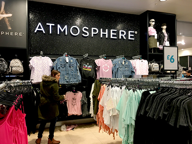 ロンドン観光ブログ アイルランド発 激安衣服 雑貨店 Primark ロンドン観光ブログ アイルランド発 激安衣服 雑貨店 Primark