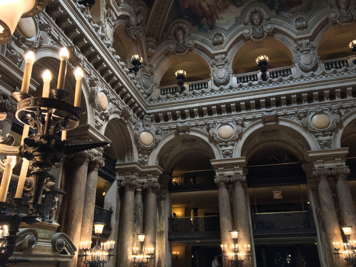 パリ・フランス観光ブログ : 絢爛豪華なオペラ座（ガルニエ宮）