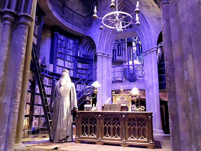 ロンドン観光ブログ ハリーポッタースタジオ 映画美術の世界