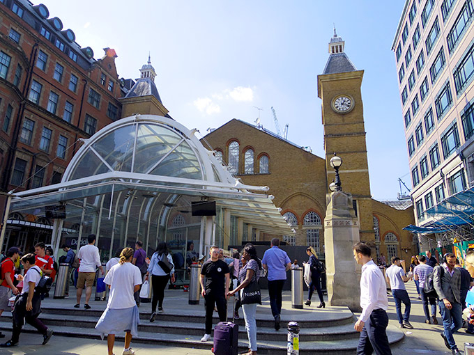 ロンドン観光ブログ リバプールストリート駅周辺散策 スピタルフィールズ マーケット