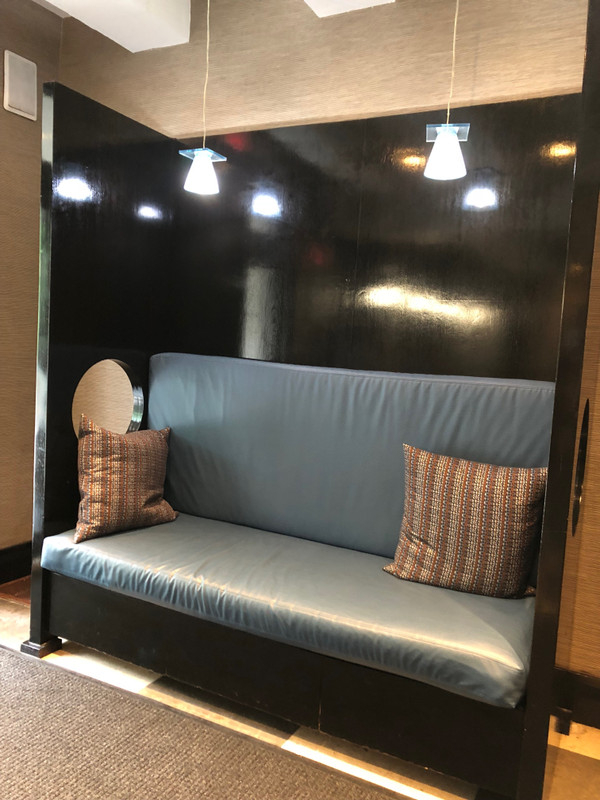 Park_west_front_sofa