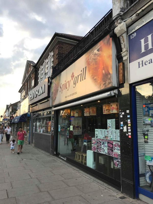 ロンドン観光ブログ ゴールダーズグリーンのお得で美味しい焼肉