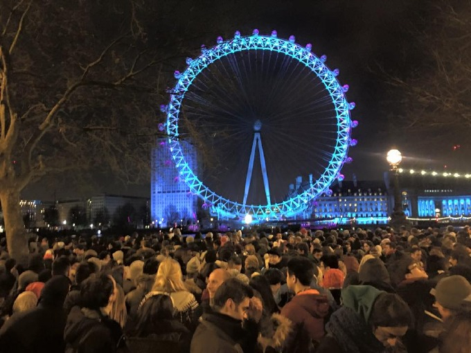 ロンドン観光ブログ 大晦日のロンドンカウントダウン花火鑑賞はクルーズが一番 ロンドン観光ブログ 大晦日のロンドンカウントダウン花火鑑賞はクルーズが一番