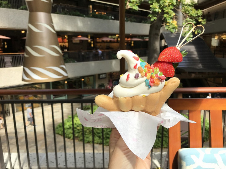 ハワイ観光ブログ シャカのたい焼きアイスクリームのお店がワイキキにオープン ハワイ観光ブログ シャカのたい焼きアイスクリームのお店がワイキキにオープン