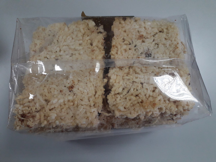 ベトナム観光ブログ 南部名物お米のお菓子