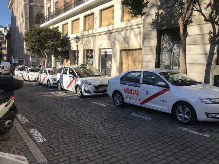 スペイン観光ブログ マドリッド タクシーストライキ終了