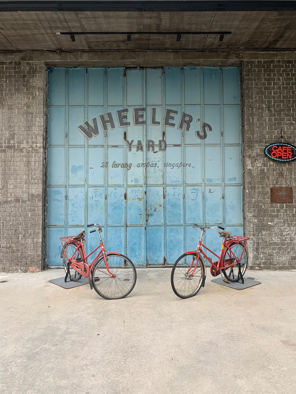 シンガポール観光ブログ 自転車屋さんのオシャレカフェ