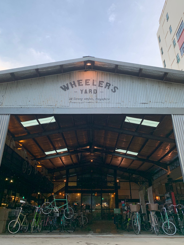 シンガポール観光ブログ 自転車屋さんのオシャレカフェ シンガポール観光ブログ 自転車屋さんのオシャレカフェ