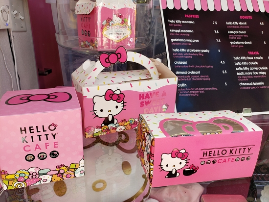 ラスベガス観光ブログ : ラスベガスに新オープン☆キティちゃんカフェ