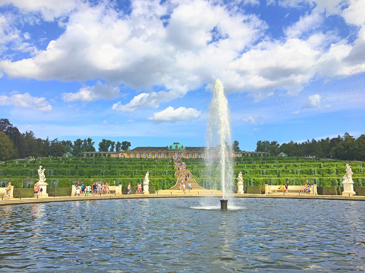 ドイツ観光ブログ : 世界遺産サンスーシ宮殿に行ってみた！