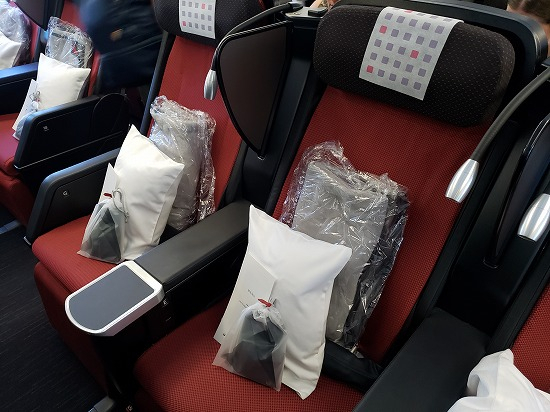 ラスベガス観光ブログ : JAL 関空～ロサンゼルス路線のプレミアム