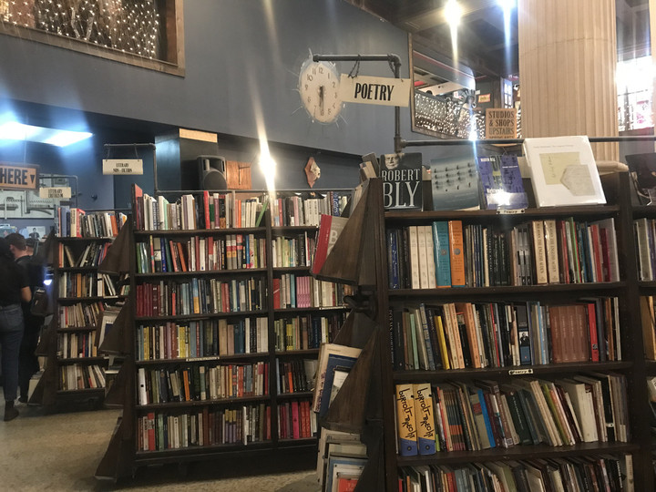 國民書店 ロサンゼルス観光ブログ : 一度は訪れたいTHE LAST BOOKSTORE