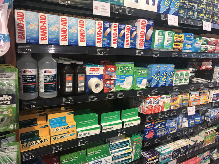 ハワイ観光ブログ ハワイのコンビニ Abc Store エイビーシー ストアで抗菌ウエットティッシュ発見