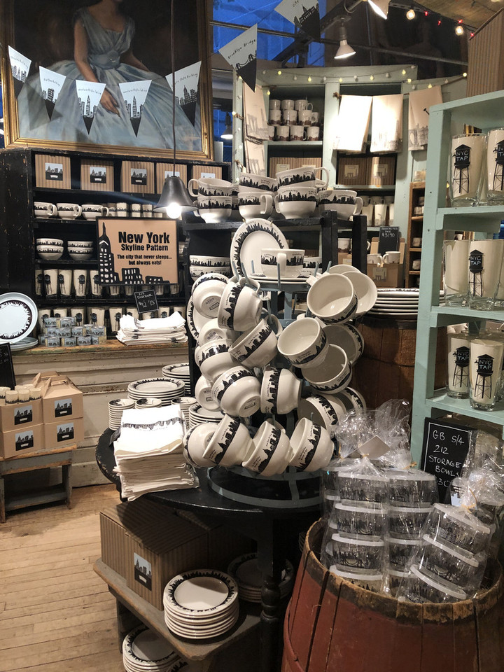 ニューヨーク観光ブログ : ニューヨークで可愛くて使える食器のお土産