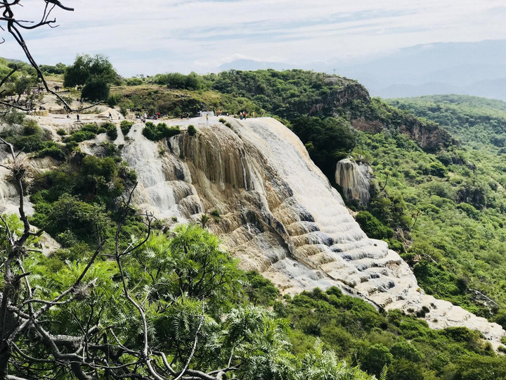 メキシコシティ観光ブログ 時が止まった 石の滝 イエルベ エル アグア