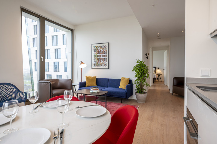 Premier_suites_plus_amsterdam_two_b