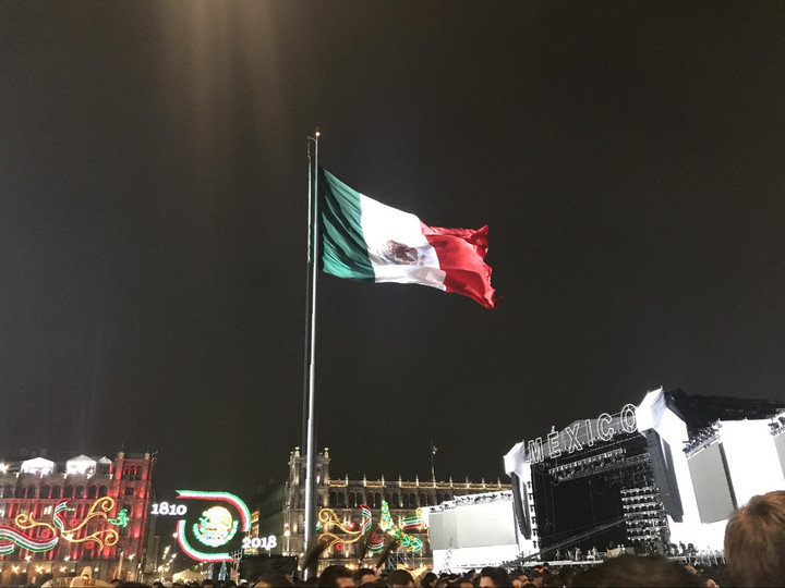 メキシコシティ観光ブログ メキシコ独立記念日 メキシコシティ観光ブログ メキシコ独立記念日