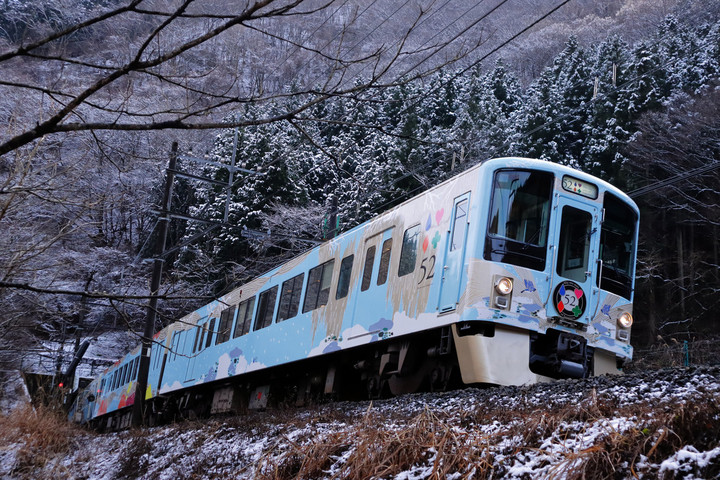 イチローズモルト　秩父　西武鉄道　52席の至福　2020 イチローズモルト 秩父 52席の至福 西武鉄道向けボトル 59.4% : くり