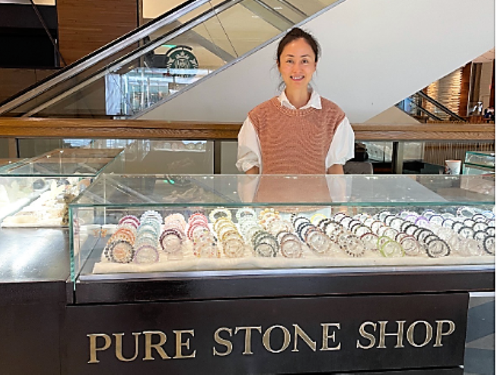 ハワイ観光ブログ 芸能人御用達 ハワイのスピリチュアルカウンセラー キャサリン のパワーストーン オンライン生鑑定