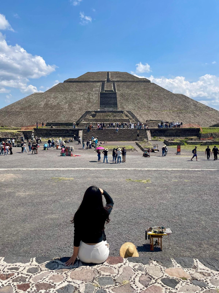 メキシコ・中米・カリブ観光ブログ : 巨大ピラミッド？！ティオティ