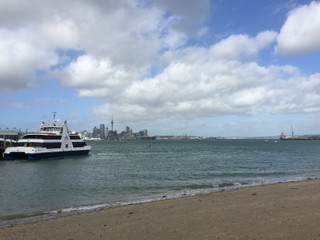 Auckland_from_devonport