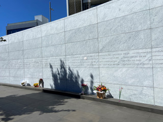 Memorial_wall