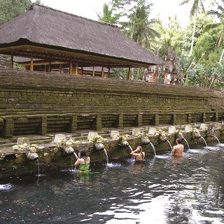 Tirtaempul