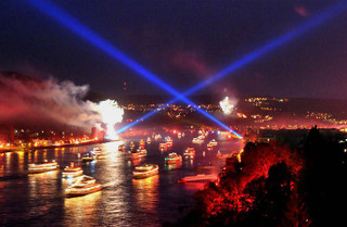 Rhein_in_flammen1