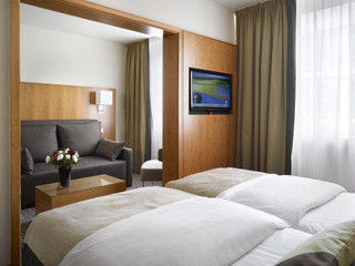 Kk_muc_triple_room