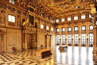 Augsburg_goldener_saal_2