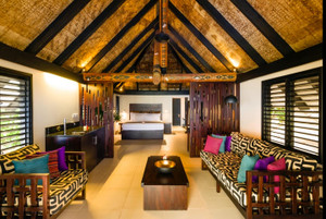 Beachfront_bure_2