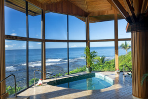Spahottubwithview1300x8671