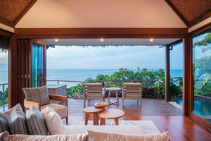 Royaldavuiadultsonlyfijiislandplung