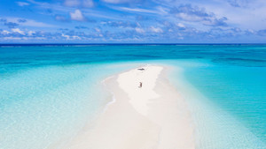 Royaldavuiislandresortfijisandcay2