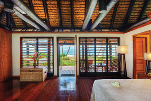Fijioceanfrontbeachresortbure3
