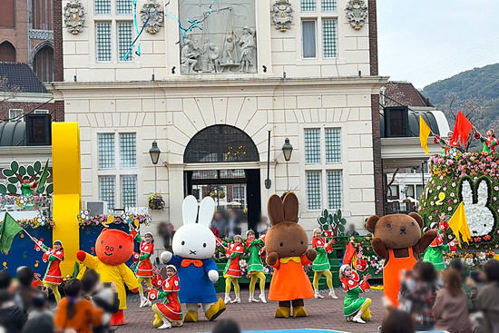 ミッフィー＆フレンズセレブレーションパレード