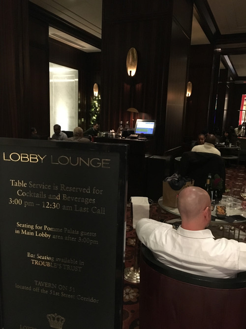 Lobby_lounge