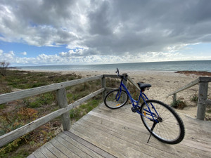 Bike_at_the_beach