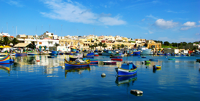 Traditional_maltese_boat_luzzu_29