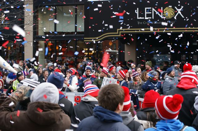 Cheering_for_pats