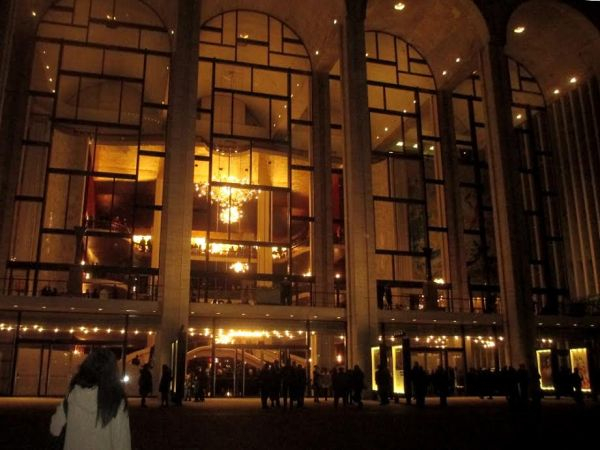 Metropolitan_opera01