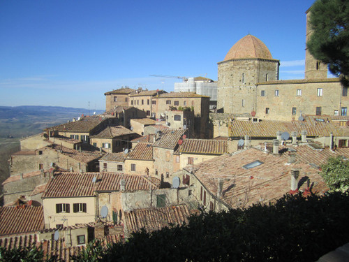 Volterra_nell_insieme_2